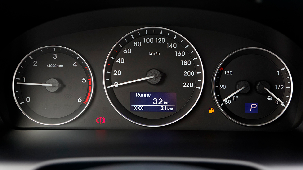 Фото Приборная панель hyundai H-1