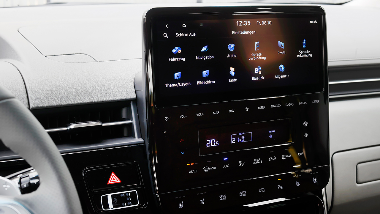 Фото Экран hyundai Staria