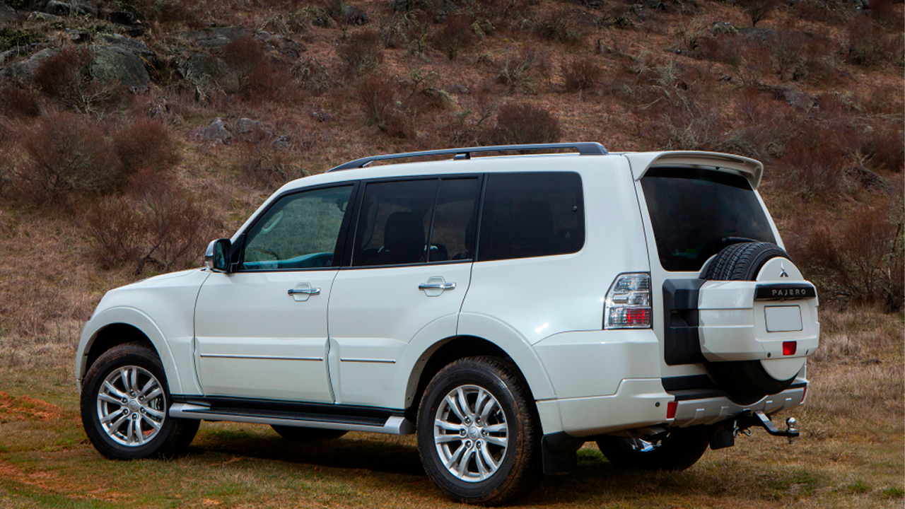Фото  mitsubishi Pajero
