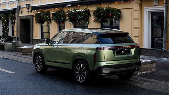 Фото  полный привод jaecoo J7